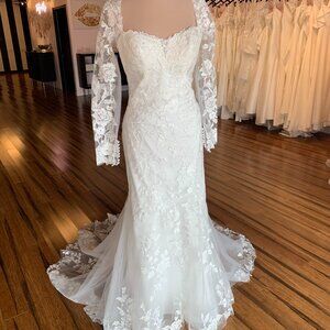 Oxford Street: PA1250 Lace Wedding gown